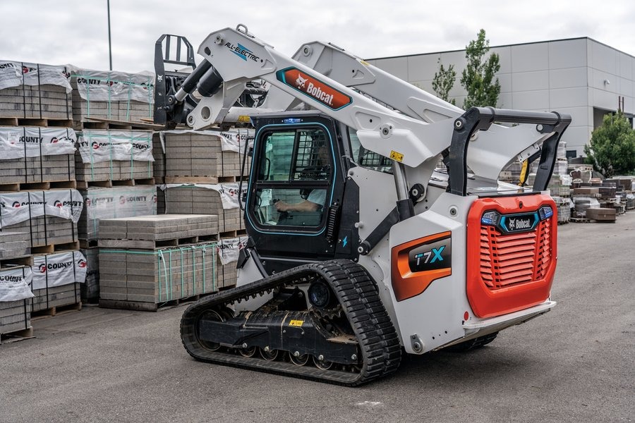 Allgemeine Bauzeitung berichtet über das Adaptive Electrification Management System (AEM) von Moog Construction